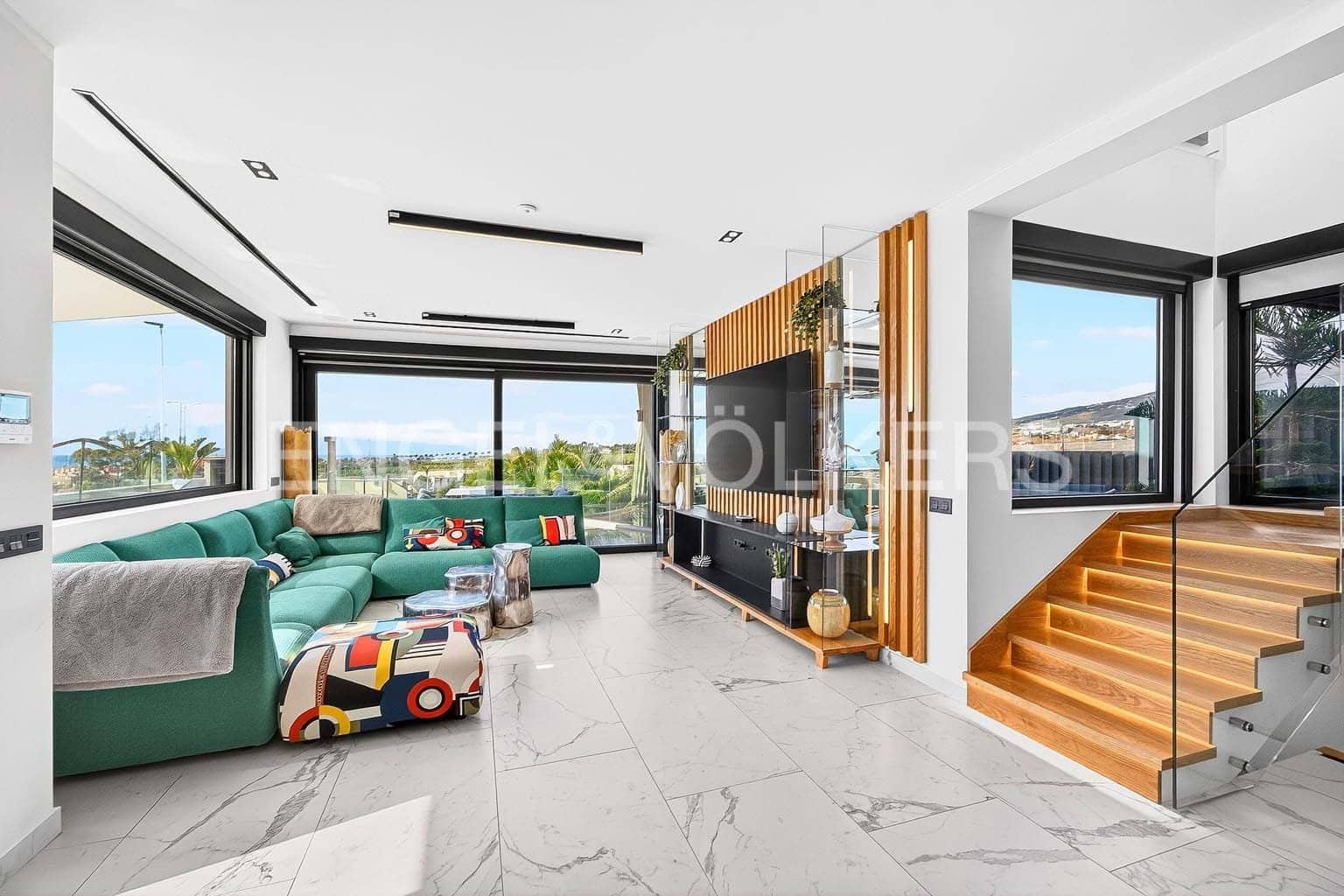 4 soverom Villa til salgs i El Madronal med svømmebasseng garasje - € 3 500 000 (Ref: 9641028)