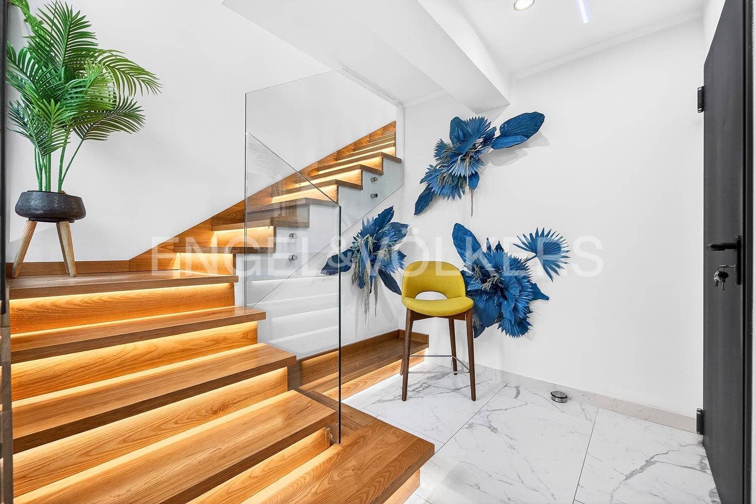 4 soverom Villa til salgs i El Madronal med svømmebasseng garasje - € 3 500 000 (Ref: 9641028)