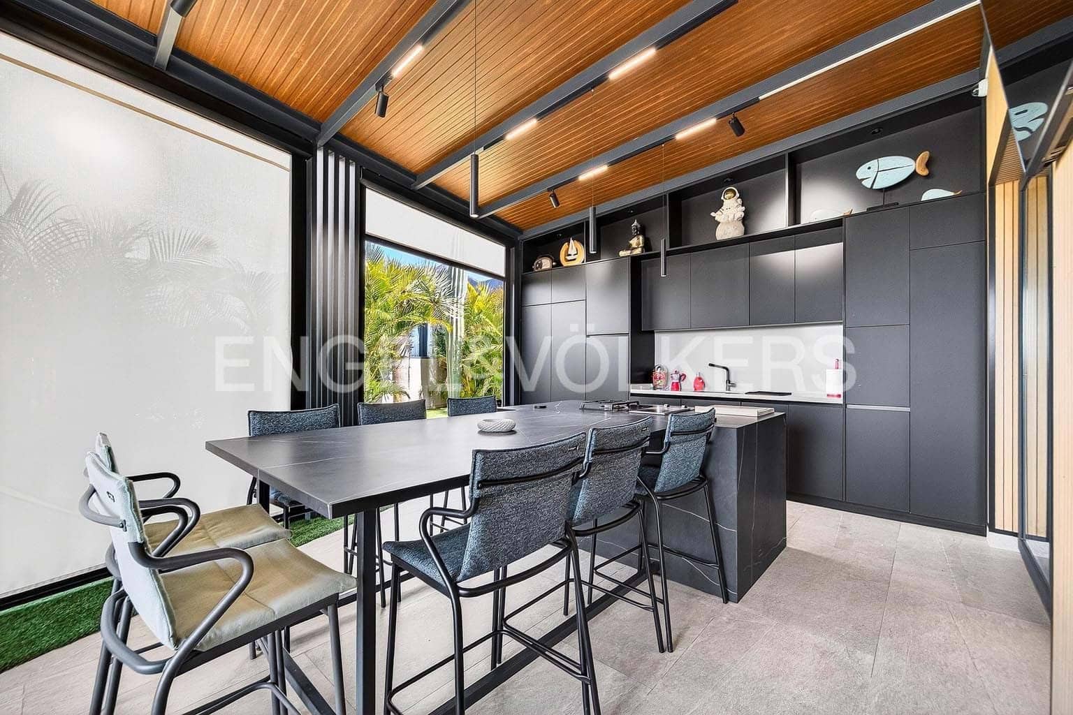 4 soverom Villa til salgs i El Madronal med svømmebasseng garasje - € 3 500 000 (Ref: 9641028)