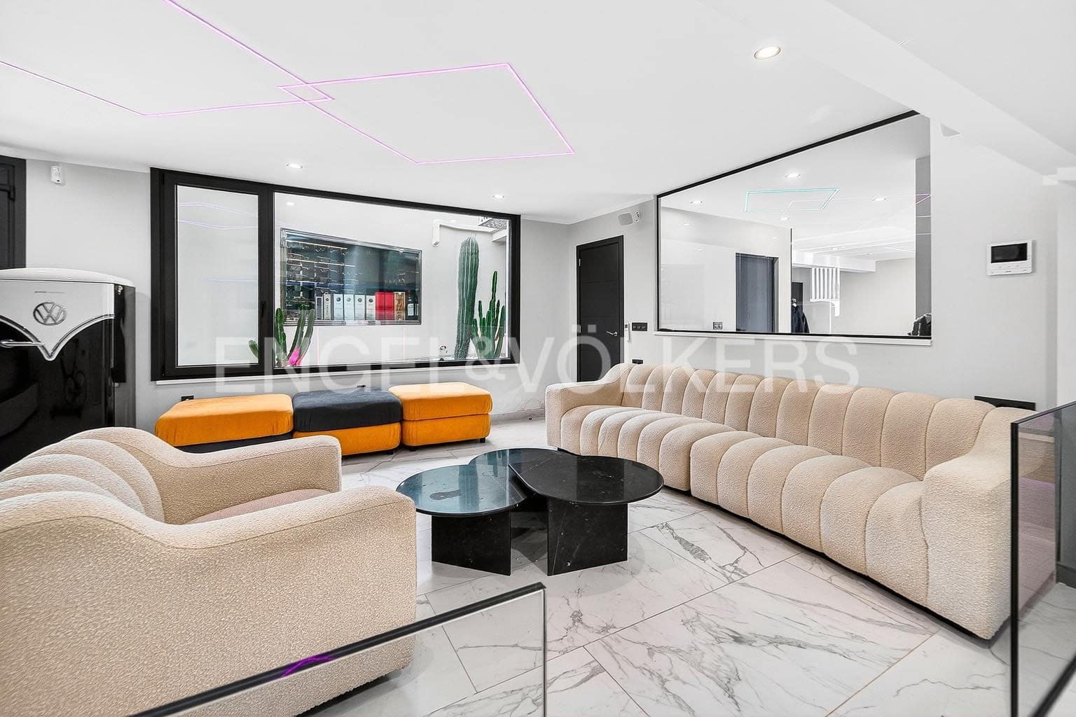 4 soverom Villa til salgs i El Madronal med svømmebasseng garasje - € 3 500 000 (Ref: 9641028)