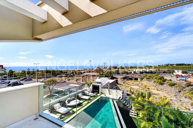 4 soverom Villa til salgs i El Madroñal, Adeje med svømmebasseng garasje - € 3 500 000 (Ref: 9641028)