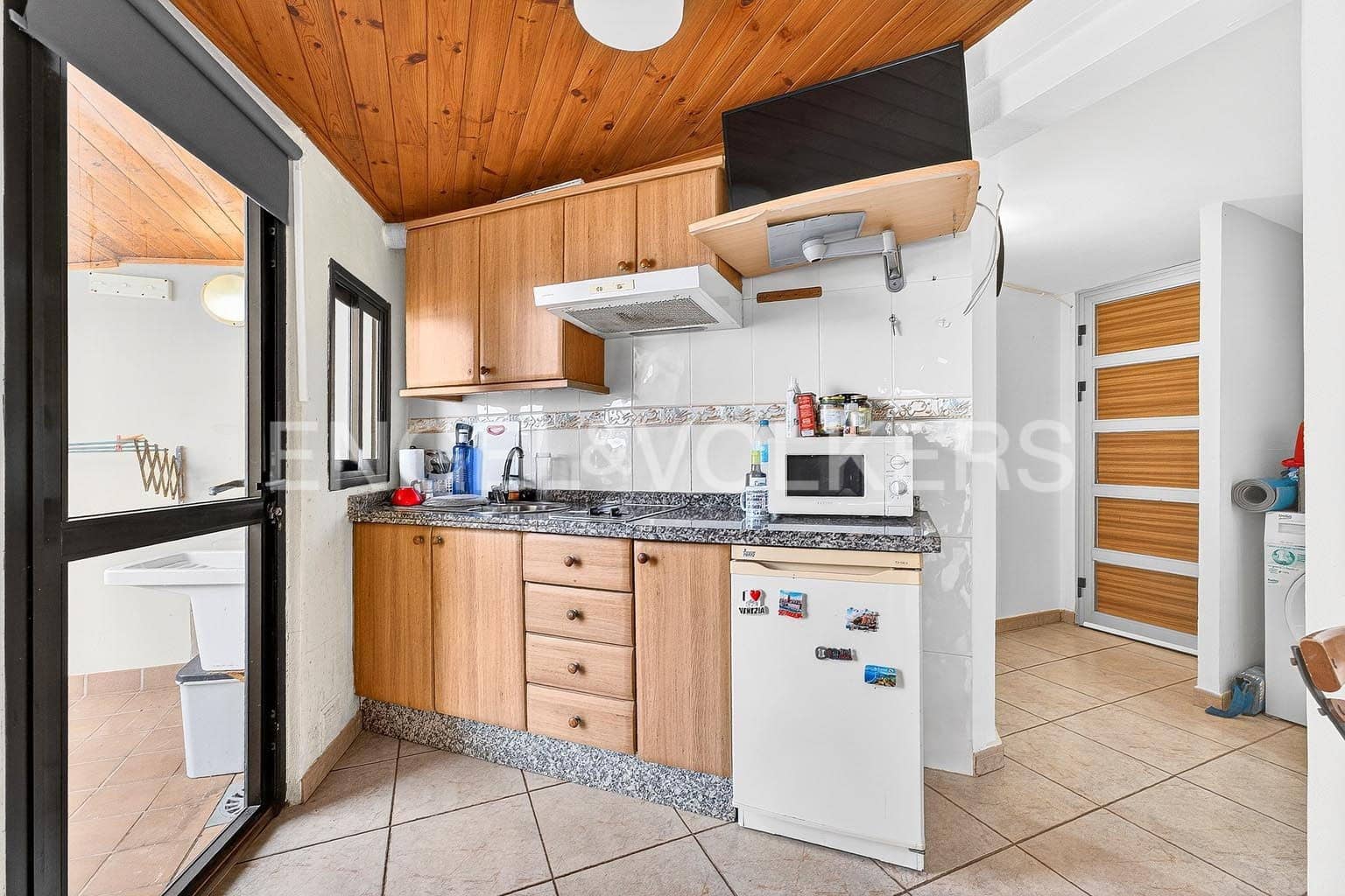 2 bedroom Apartment for sale in El Medano - € 320,000 (Ref: 9649837)