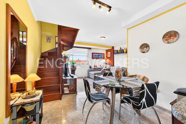 2 bedroom Apartment for sale in El Medano, Granadilla de Abona - € 320,000 (Ref: 9649837)