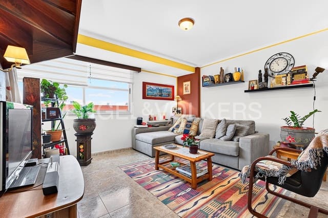 2 bedroom Apartment for sale in El Medano, Granadilla de Abona - € 320,000 (Ref: 9649837)