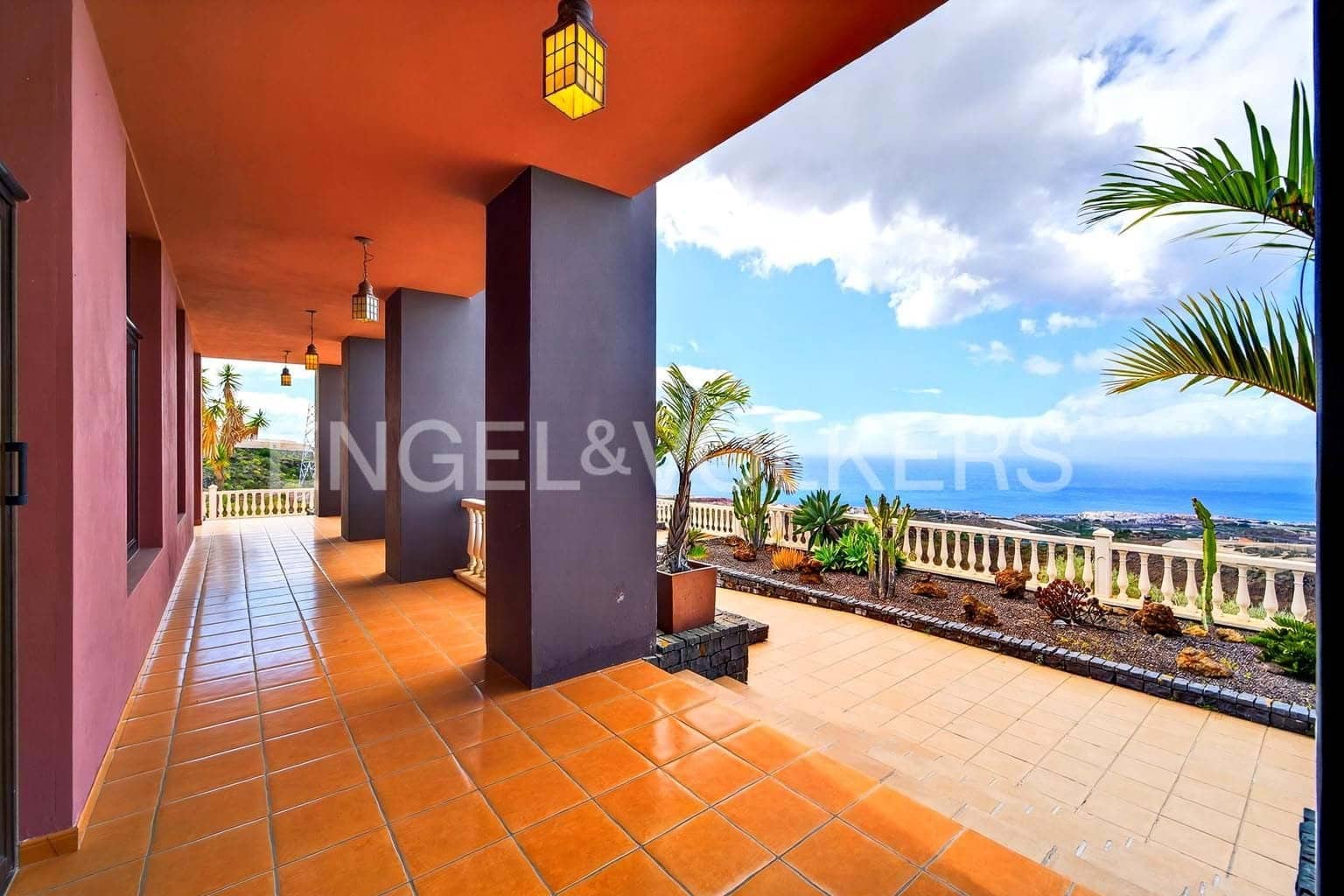 4 sovrum Villa till salu i Guia de Isora - 720 000 € (Ref: 9652351)