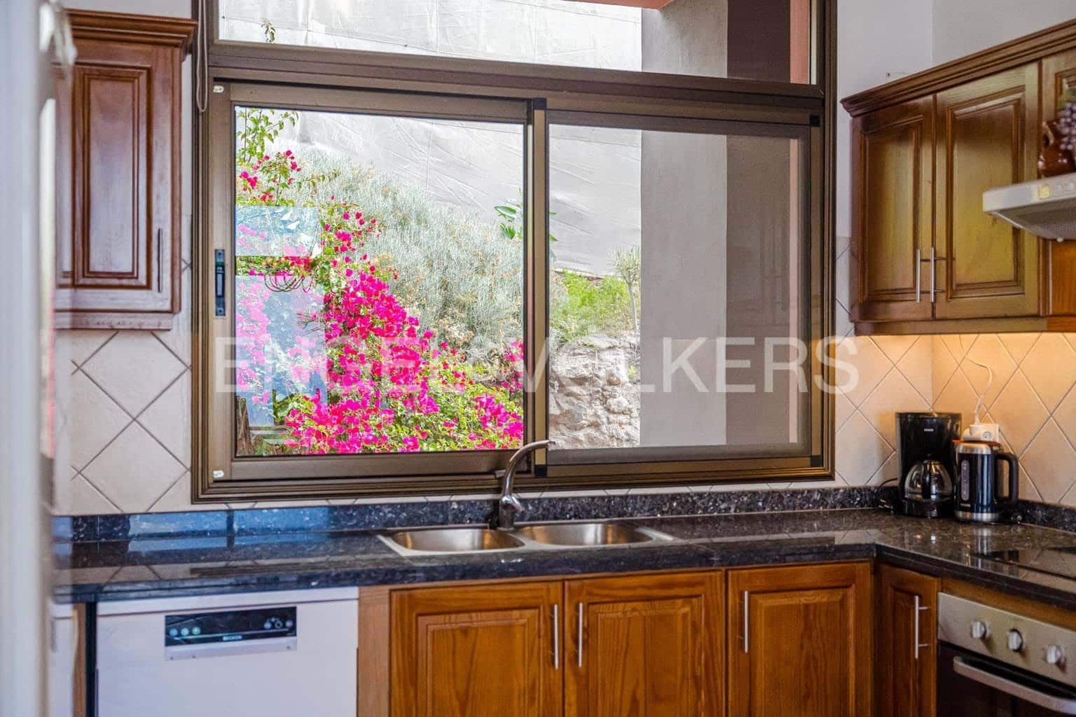 4 sovrum Villa till salu i Guia de Isora - 720 000 € (Ref: 9652351)