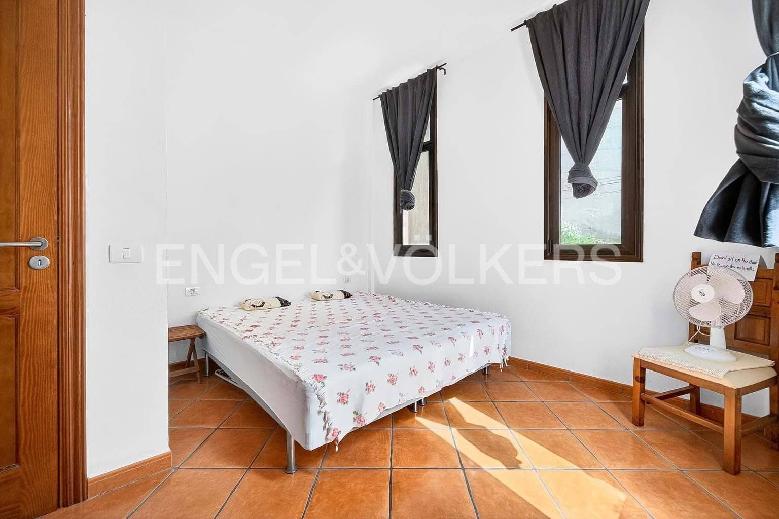 4 sovrum Villa till salu i Guia de Isora - 720 000 € (Ref: 9652351)