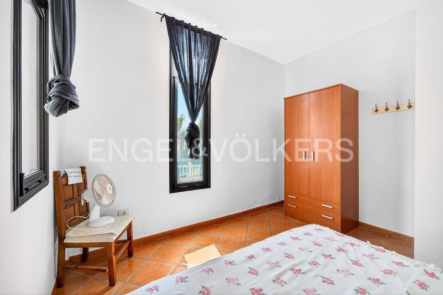 4 sovrum Villa till salu i Guia de Isora - 720 000 € (Ref: 9652351)