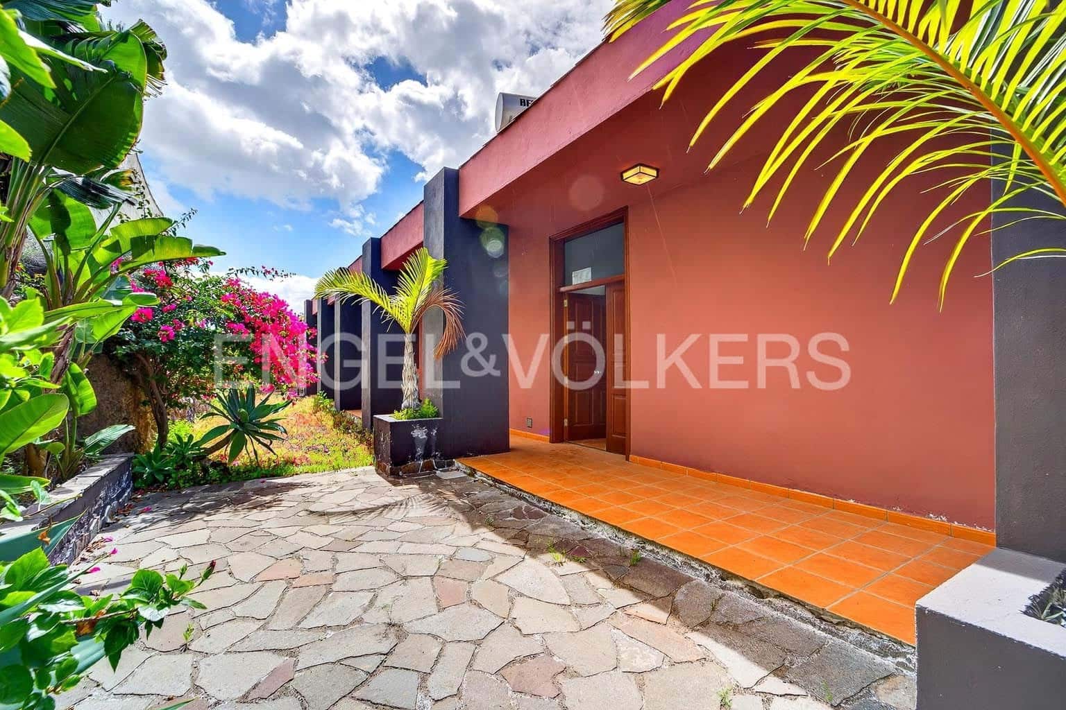 4 sovrum Villa till salu i Guia de Isora - 720 000 € (Ref: 9652351)