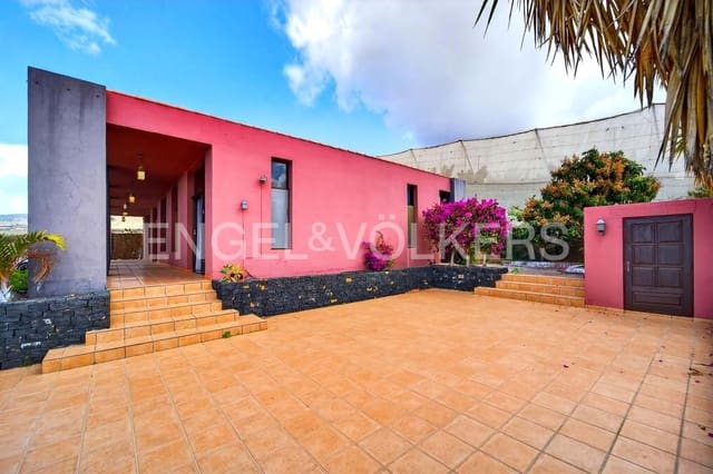 4 quarto Moradia para venda em Guía de Isora - 720 000 € (Ref: 9652351)