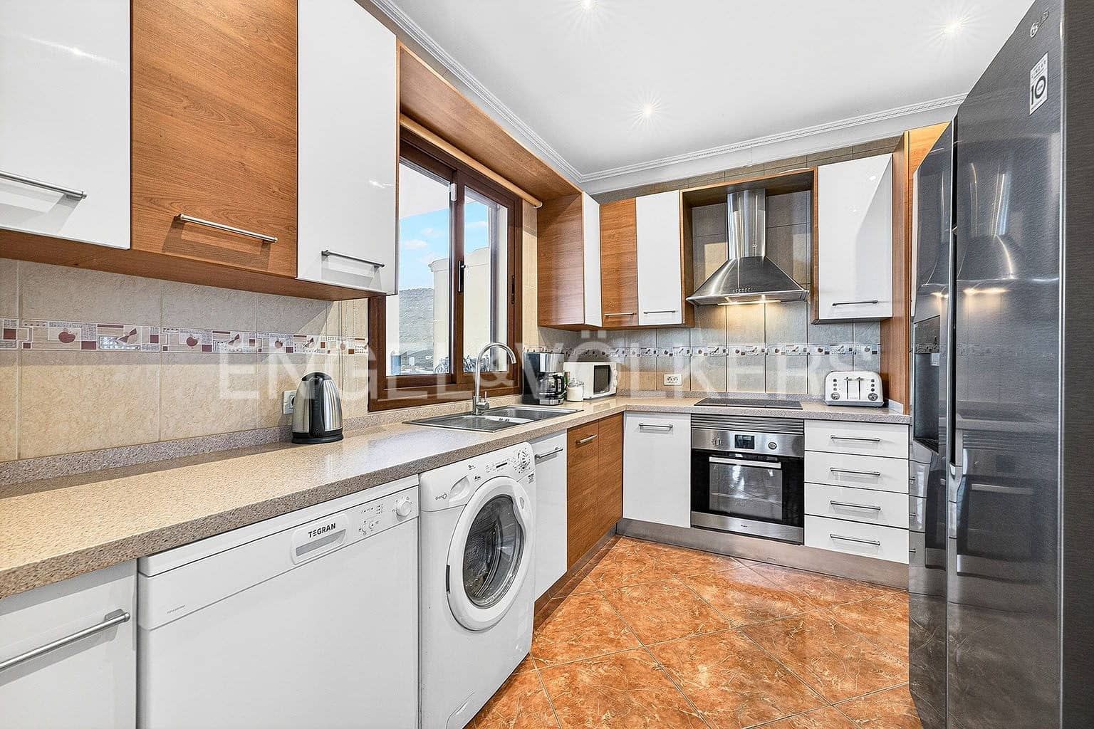 5 soveværelse Villa til salg i Los Gigantes med swimmingpool - € 1.285.000 (Ref: 9667191)