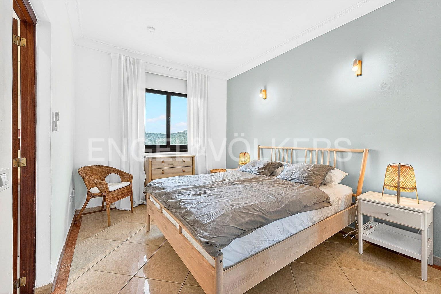 5 soveværelse Villa til salg i Los Gigantes med swimmingpool - € 1.285.000 (Ref: 9667191)