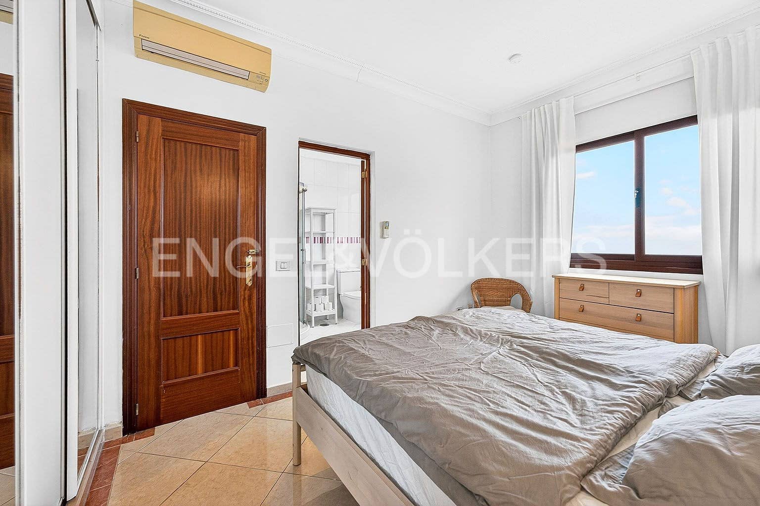 5 soveværelse Villa til salg i Los Gigantes med swimmingpool - € 1.285.000 (Ref: 9667191)