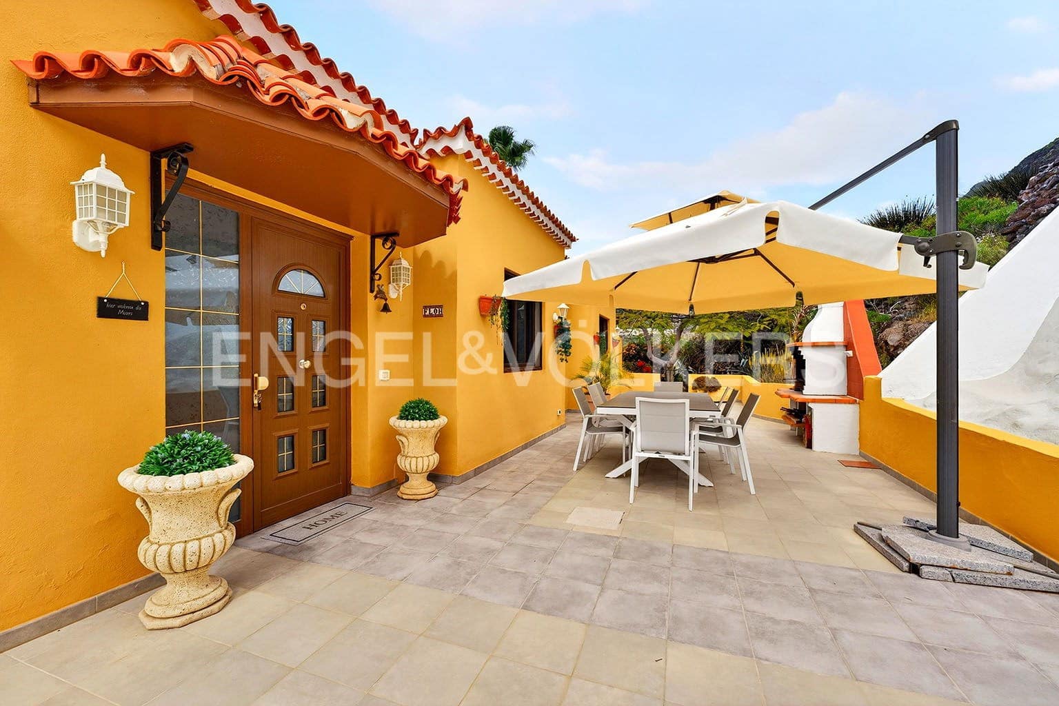 5 soveværelse Villa til salg i Los Gigantes med swimmingpool - € 1.285.000 (Ref: 9667191)