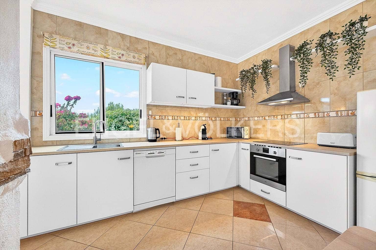 5 soveværelse Villa til salg i Los Gigantes med swimmingpool - € 1.285.000 (Ref: 9667191)