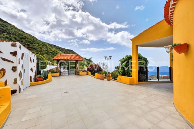 5 soveværelse Villa til salg i Los Gigantes, Santiago del Teide med swimmingpool - € 1.285.000 (Ref: 9667191)