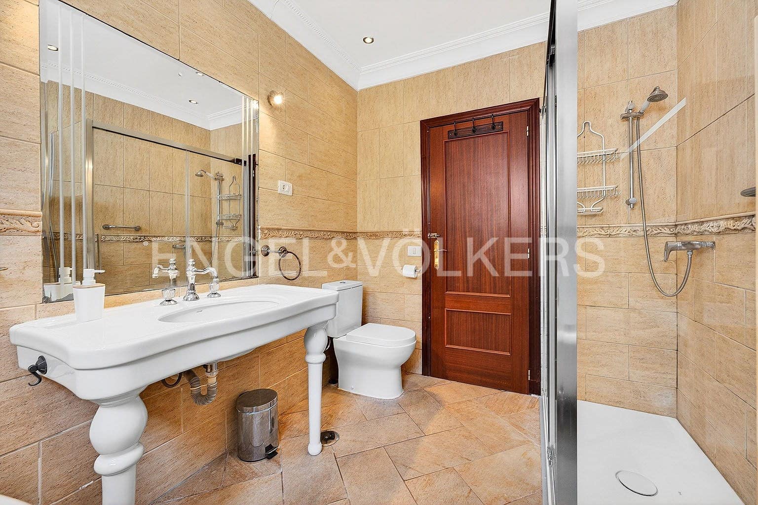 5 soveværelse Villa til salg i Los Gigantes med swimmingpool - € 1.285.000 (Ref: 9667191)