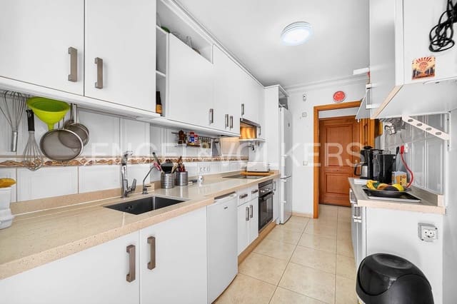 2 slaapkamer Appartement te koop in Callao Salvaje, Adeje met zwembad - € 380.000 (Ref: 9687627)