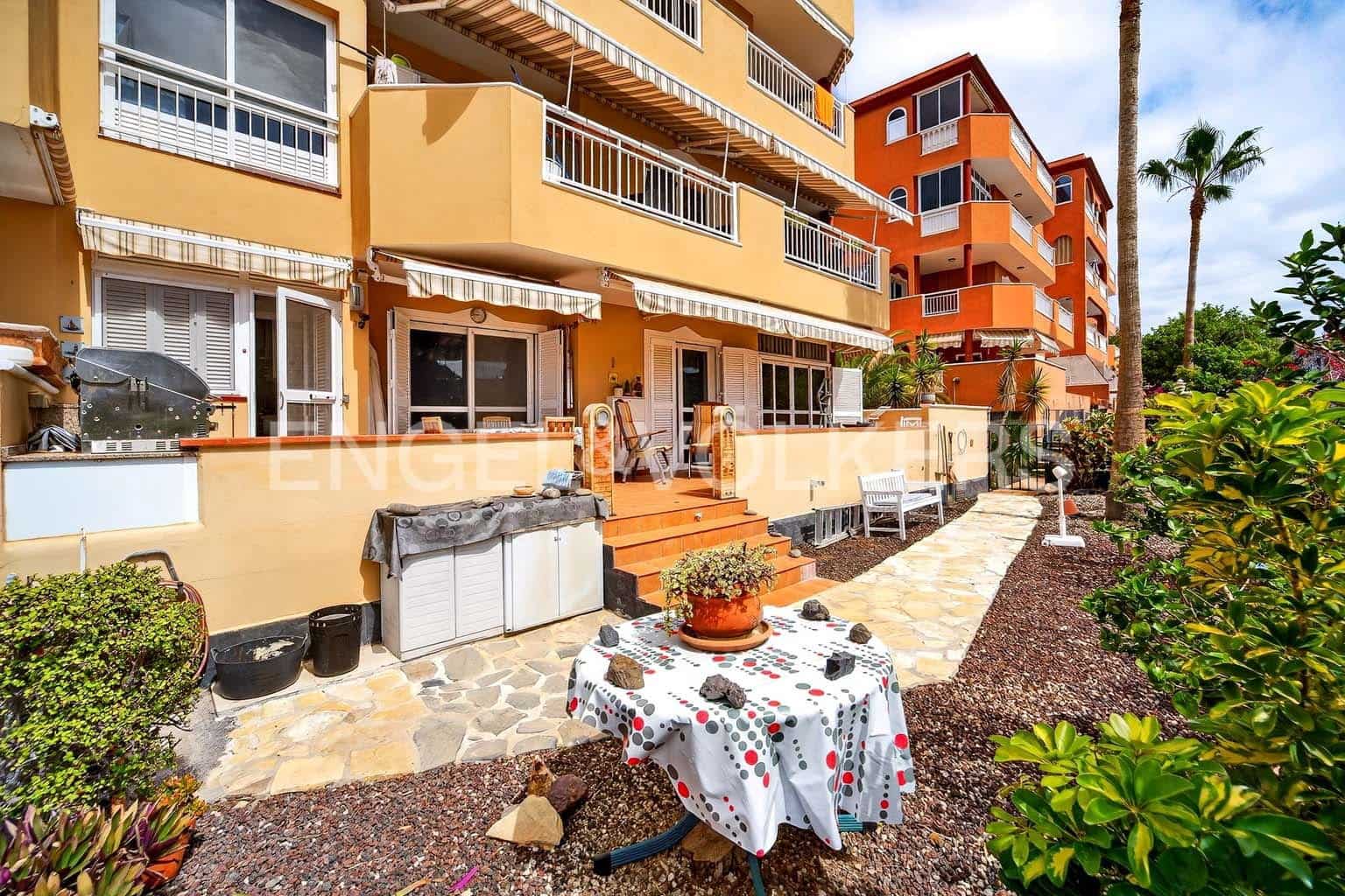 2 slaapkamer Appartement te koop in Callao Salvaje met zwembad - € 380.000 (Ref: 9687627)