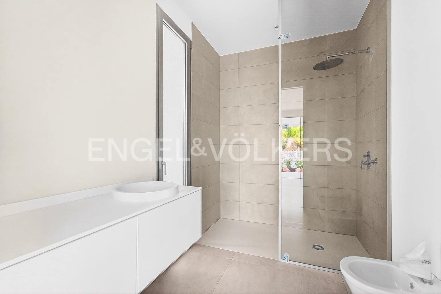 Chalet de 4 habitaciones en Costa Adeje en venta con piscina - 1.980.000 € (Ref: 9699247)