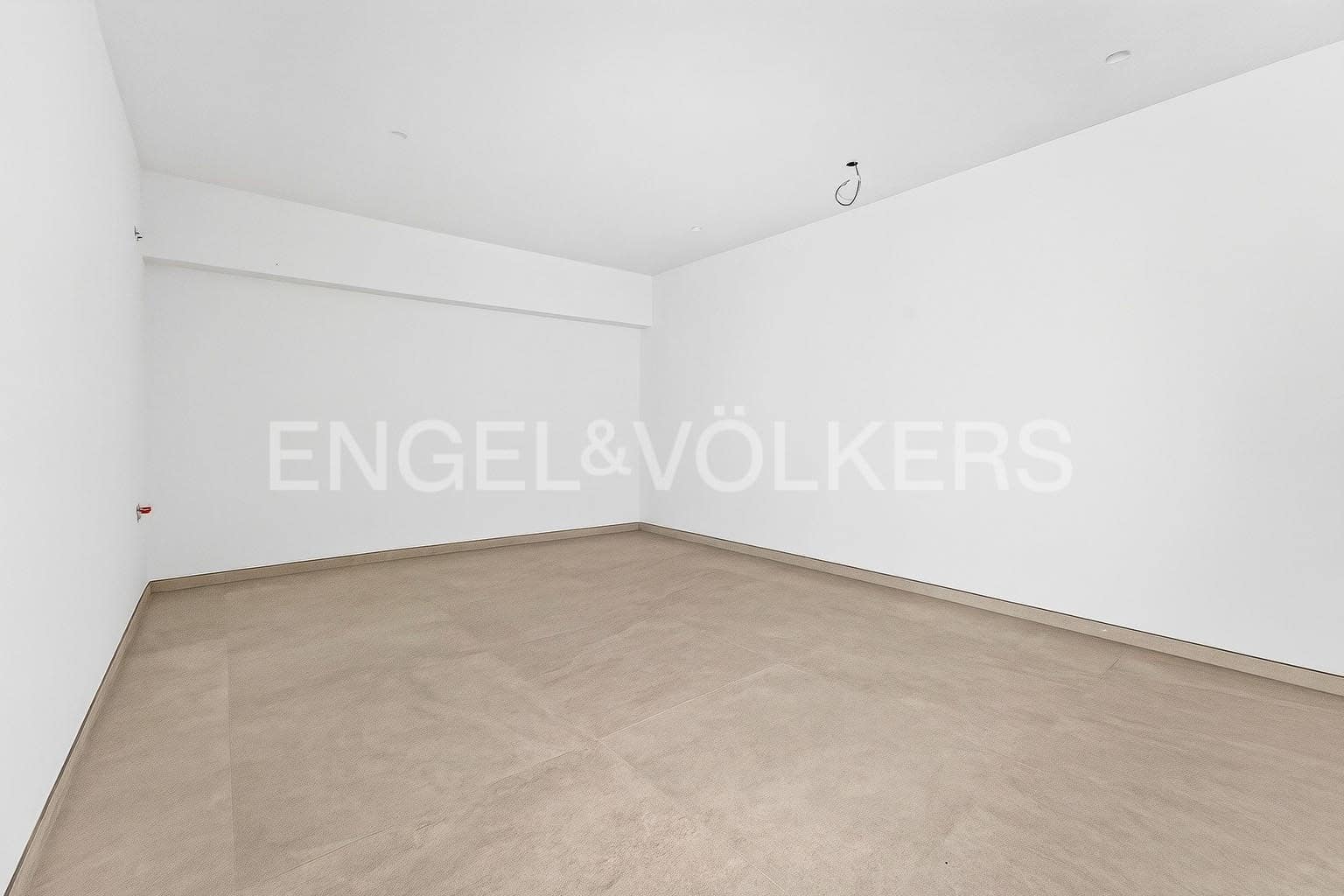 Chalet de 4 habitaciones en Costa Adeje en venta con piscina - 1.980.000 € (Ref: 9699247)