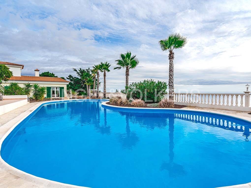 3 bedroom Villa for sale in Guia de Isora with pool garage - € 1,090,000 (Ref: 9699248)