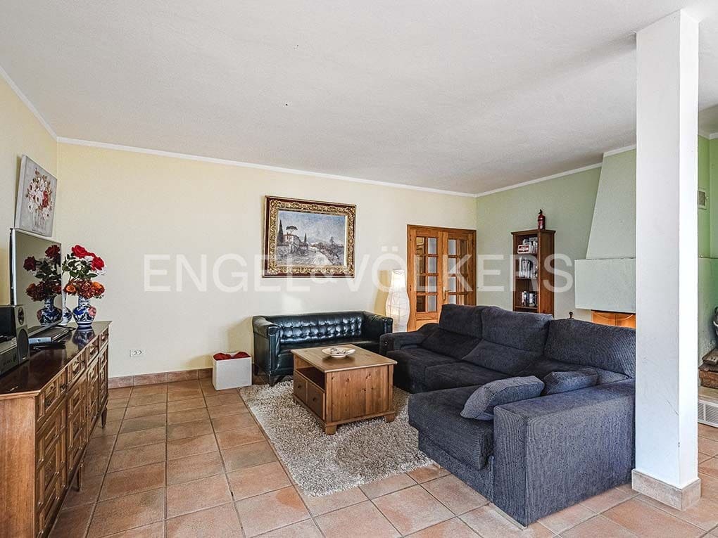 3 bedroom Villa for sale in Guia de Isora with pool garage - € 1,090,000 (Ref: 9699248)