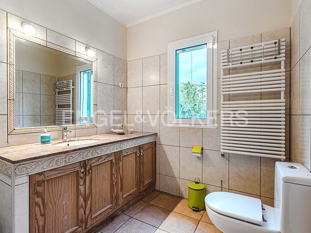 3 bedroom Villa for sale in Guia de Isora with pool garage - € 1,090,000 (Ref: 9699248)