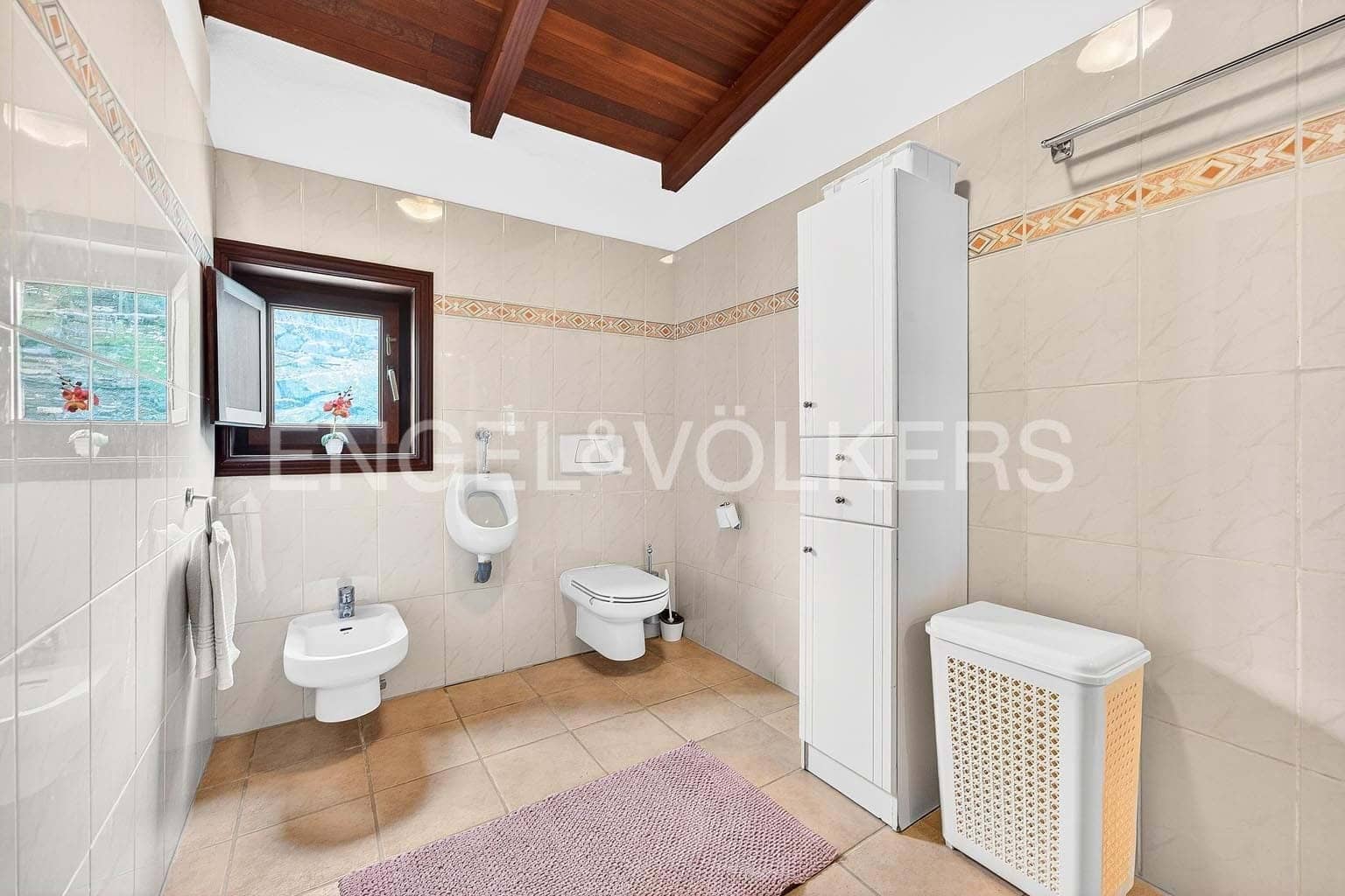 7 makuuhuone Huvila myytävänä paikassa Los Menores mukana uima-altaan 
autotalli - 1 490 000 € (Ref: 9715456)