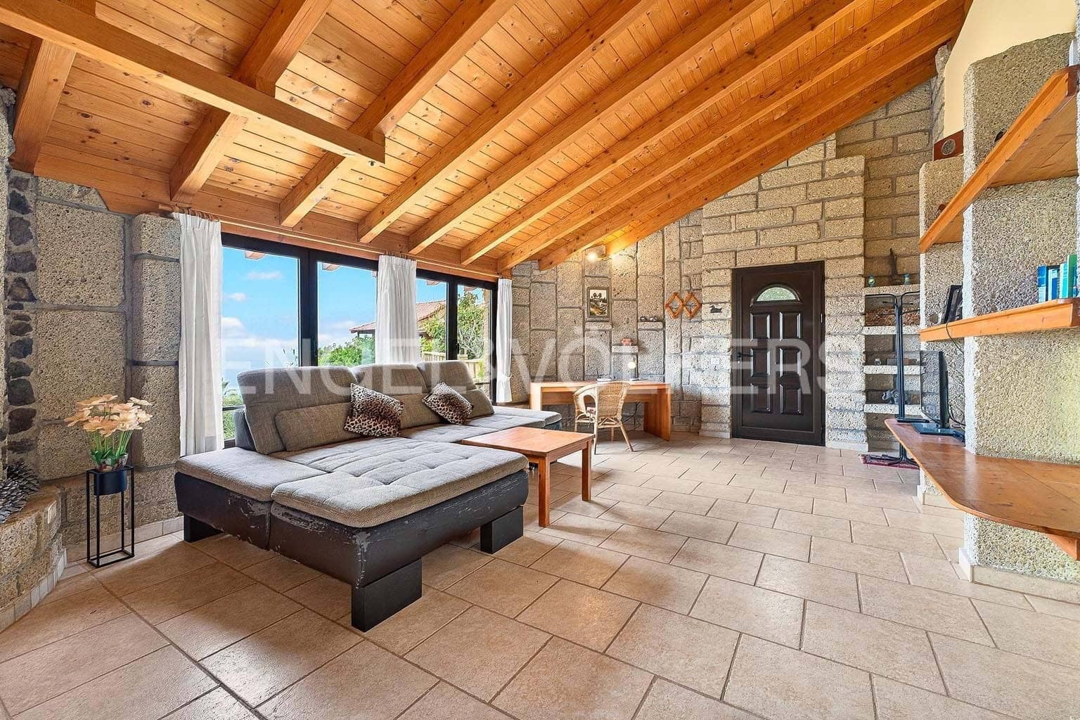 7 makuuhuone Huvila myytävänä paikassa Los Menores mukana uima-altaan 
autotalli - 1 490 000 € (Ref: 9715456)