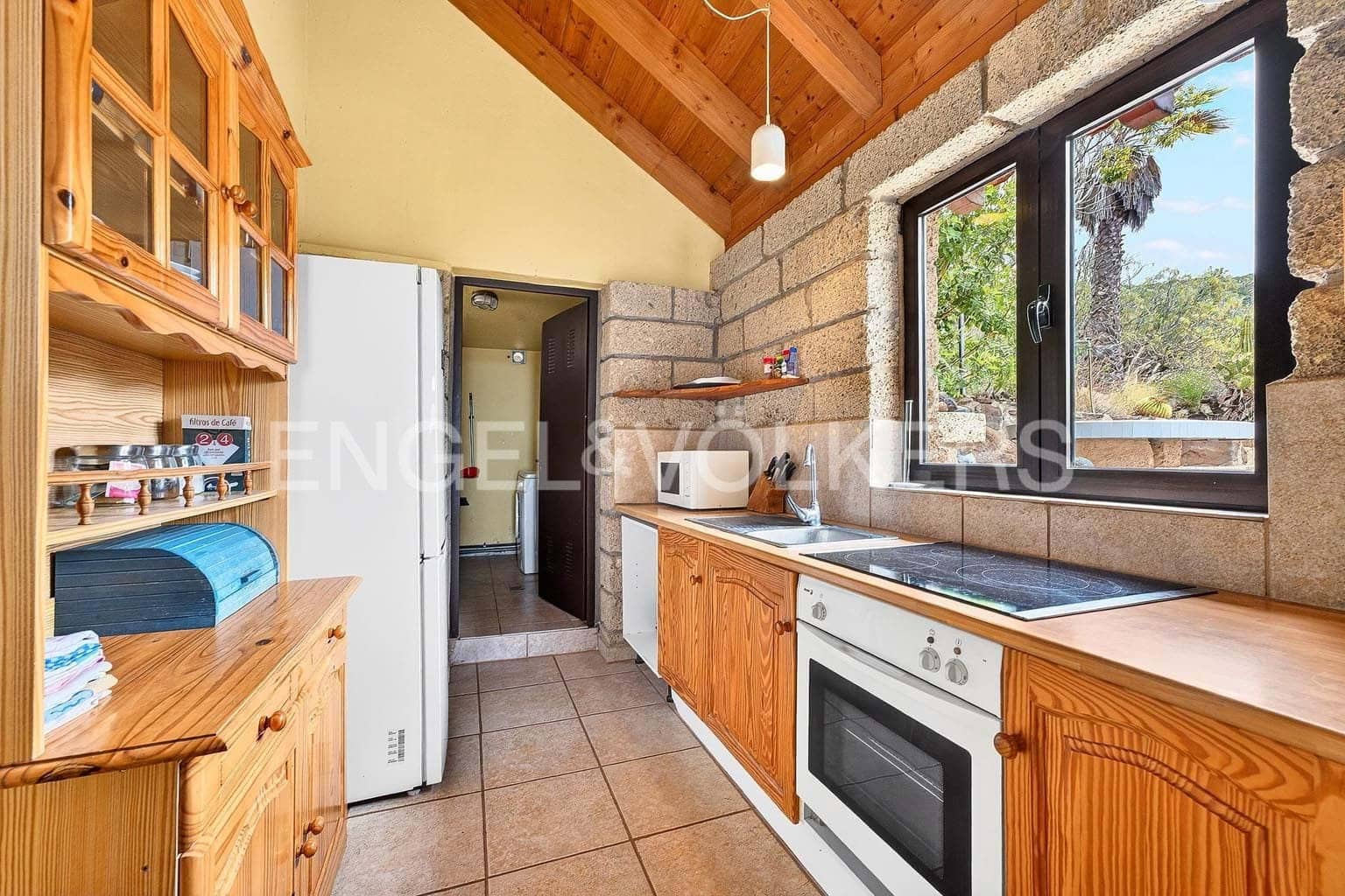 7 makuuhuone Huvila myytävänä paikassa Los Menores mukana uima-altaan 
autotalli - 1 490 000 € (Ref: 9715456)