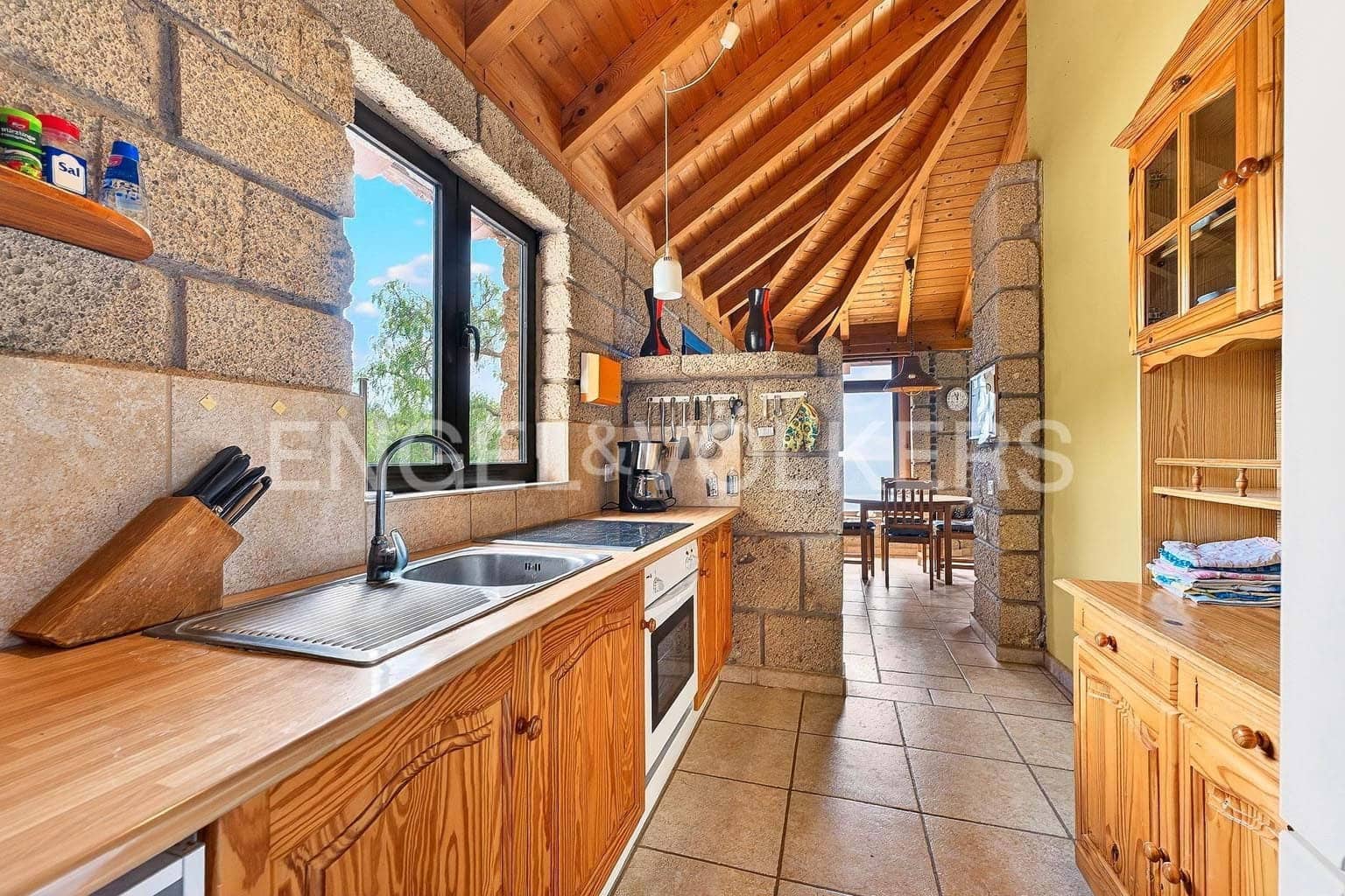 7 makuuhuone Huvila myytävänä paikassa Los Menores mukana uima-altaan 
autotalli - 1 490 000 € (Ref: 9715456)