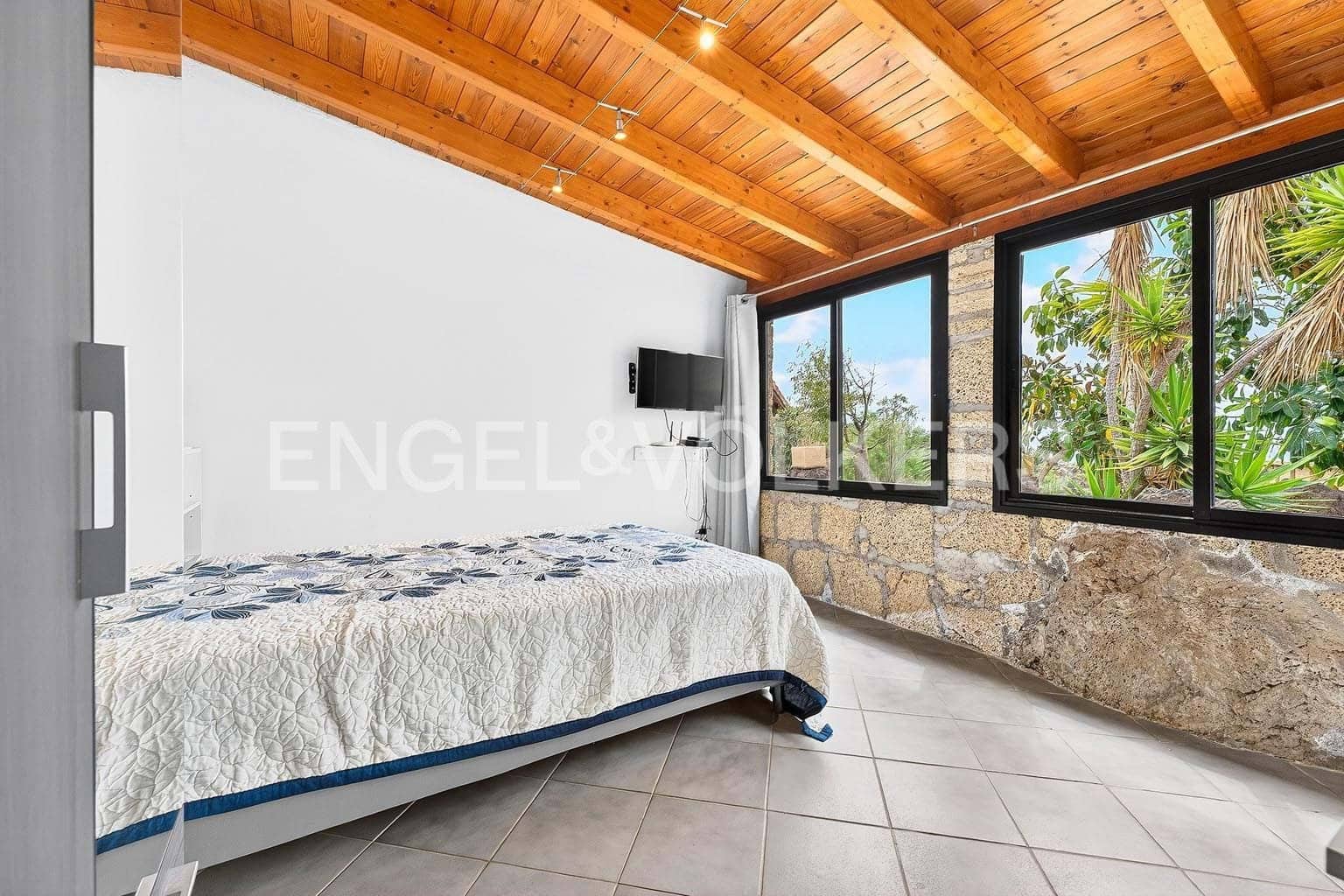 7 makuuhuone Huvila myytävänä paikassa Los Menores mukana uima-altaan 
autotalli - 1 490 000 € (Ref: 9715456)