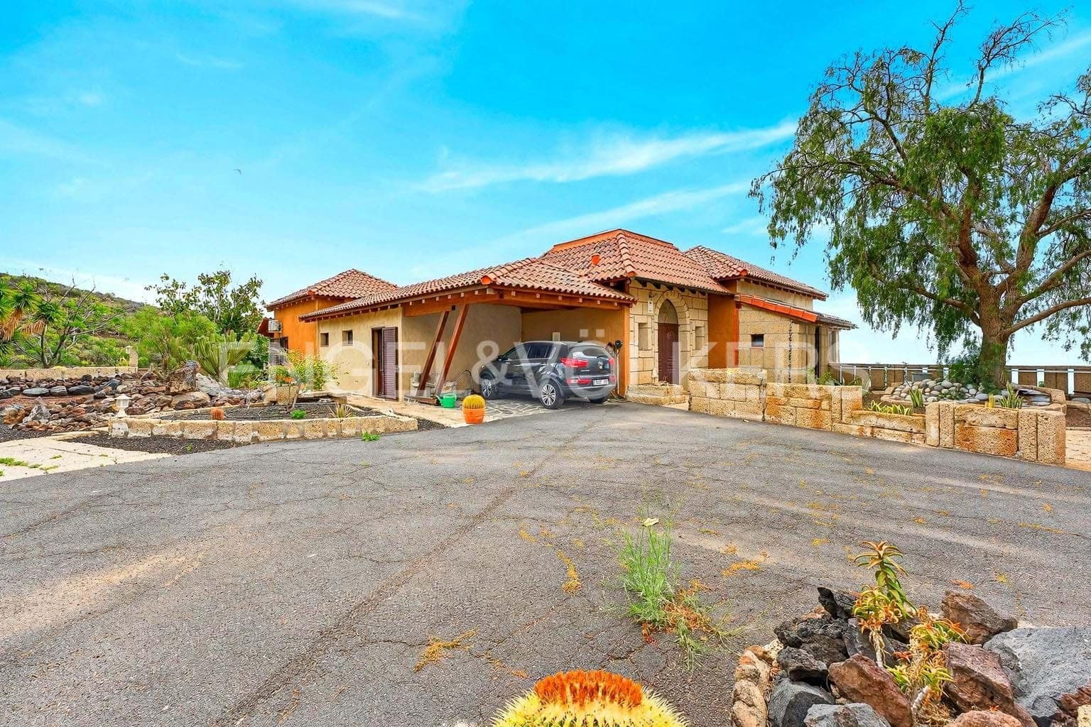 7 makuuhuone Huvila myytävänä paikassa Los Menores mukana uima-altaan 
autotalli - 1 490 000 € (Ref: 9715456)