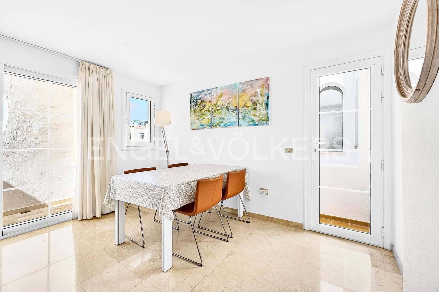 2 bedroom Villa for sale in Callao Salvaje with pool - € 465,000 (Ref: 9736141)