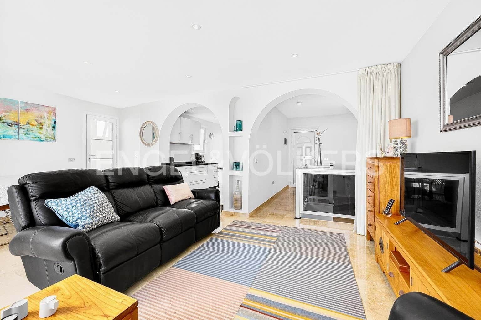 2 bedroom Villa for sale in Callao Salvaje with pool - € 465,000 (Ref: 9736141)