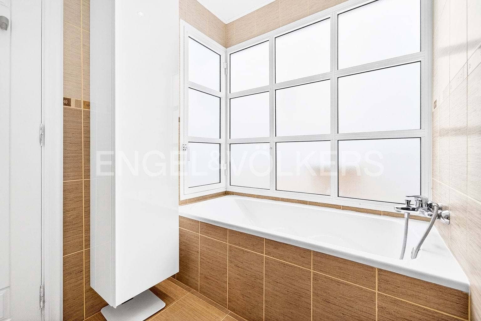 2 bedroom Villa for sale in Callao Salvaje with pool - € 465,000 (Ref: 9736141)