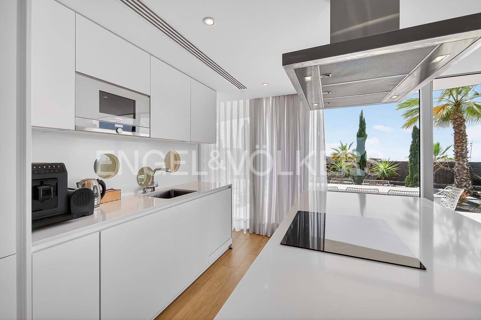 3 soveværelse Villa til salg i Guia de Isora med swimmingpool garage - € 1.850.000 (Ref: 9748400)