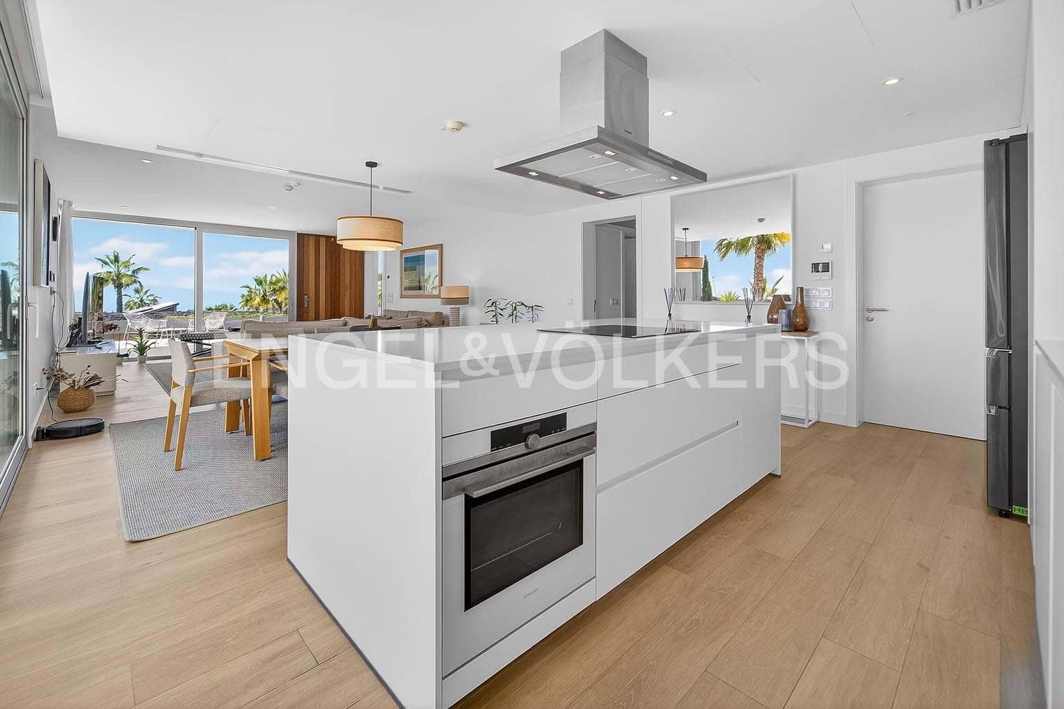 3 soveværelse Villa til salg i Guia de Isora med swimmingpool garage - € 1.850.000 (Ref: 9748400)