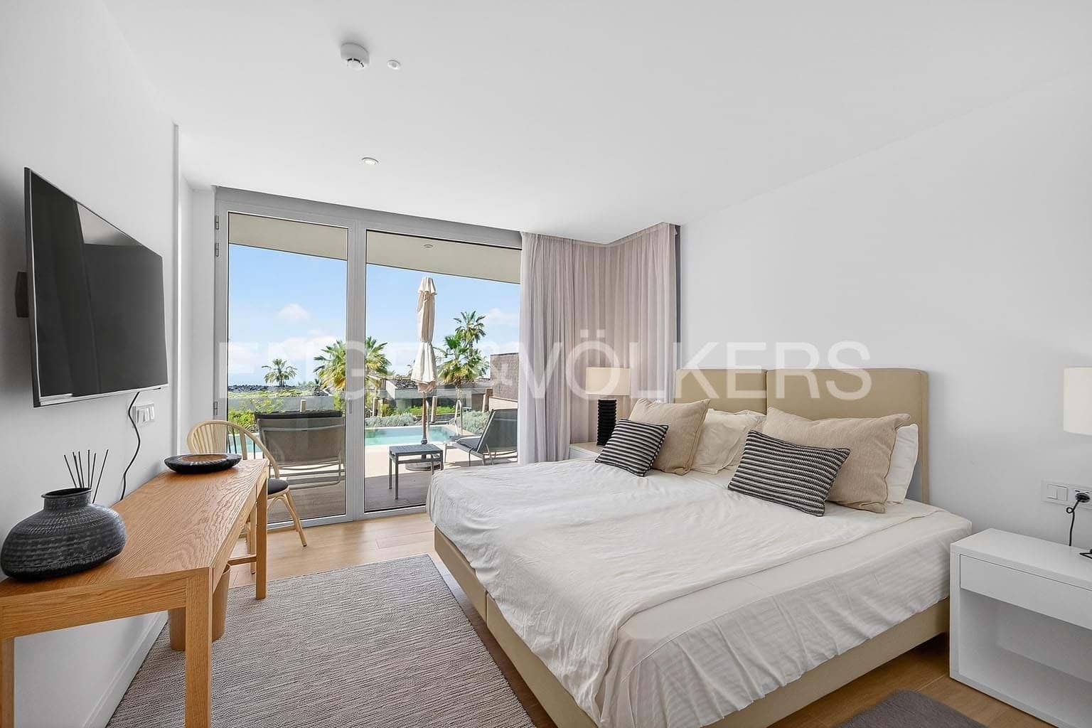 3 soveværelse Villa til salg i Guia de Isora med swimmingpool garage - € 1.850.000 (Ref: 9748400)