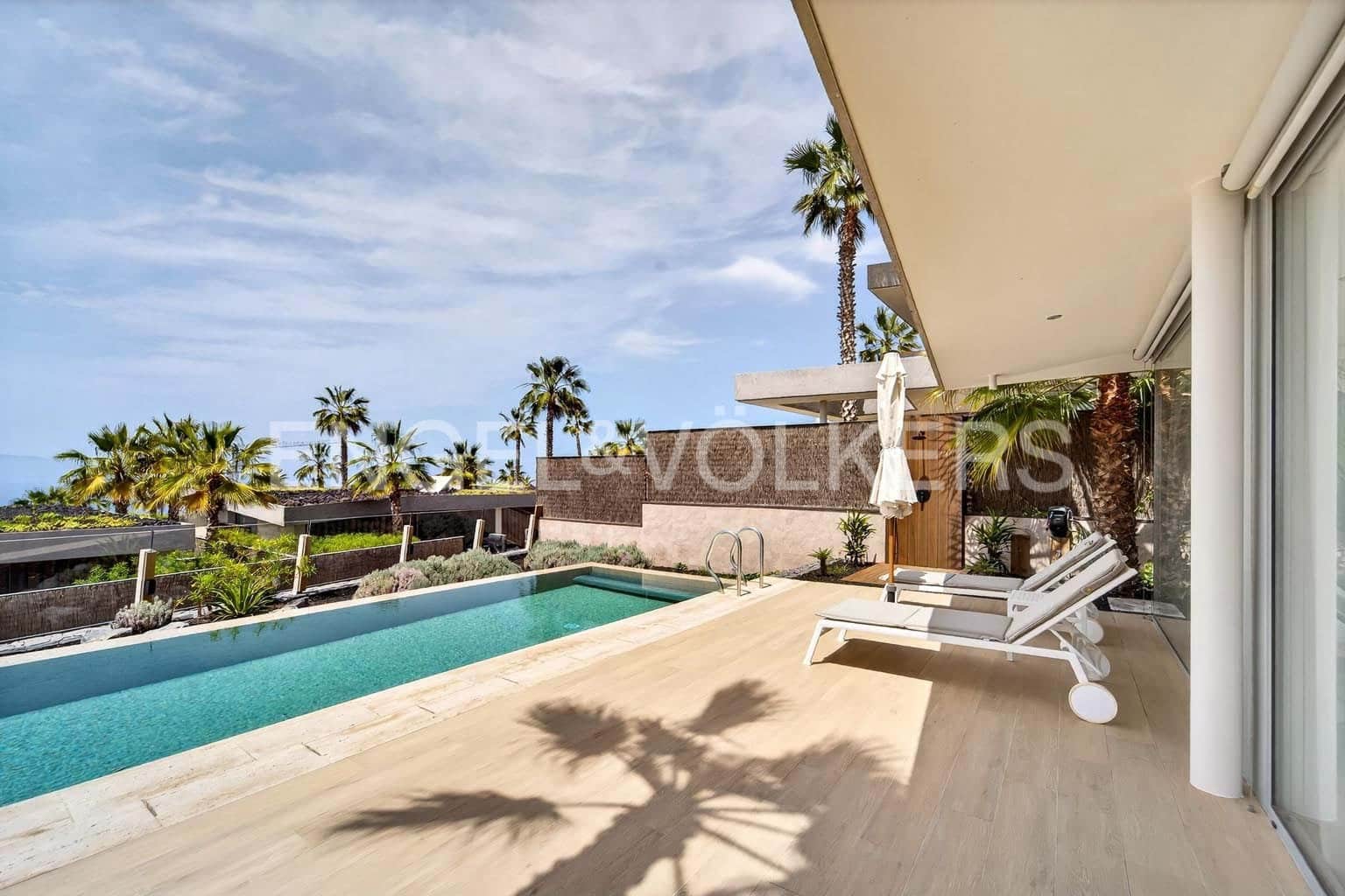 3 soveværelse Villa til salg i Guia de Isora med swimmingpool garage - € 1.850.000 (Ref: 9748400)