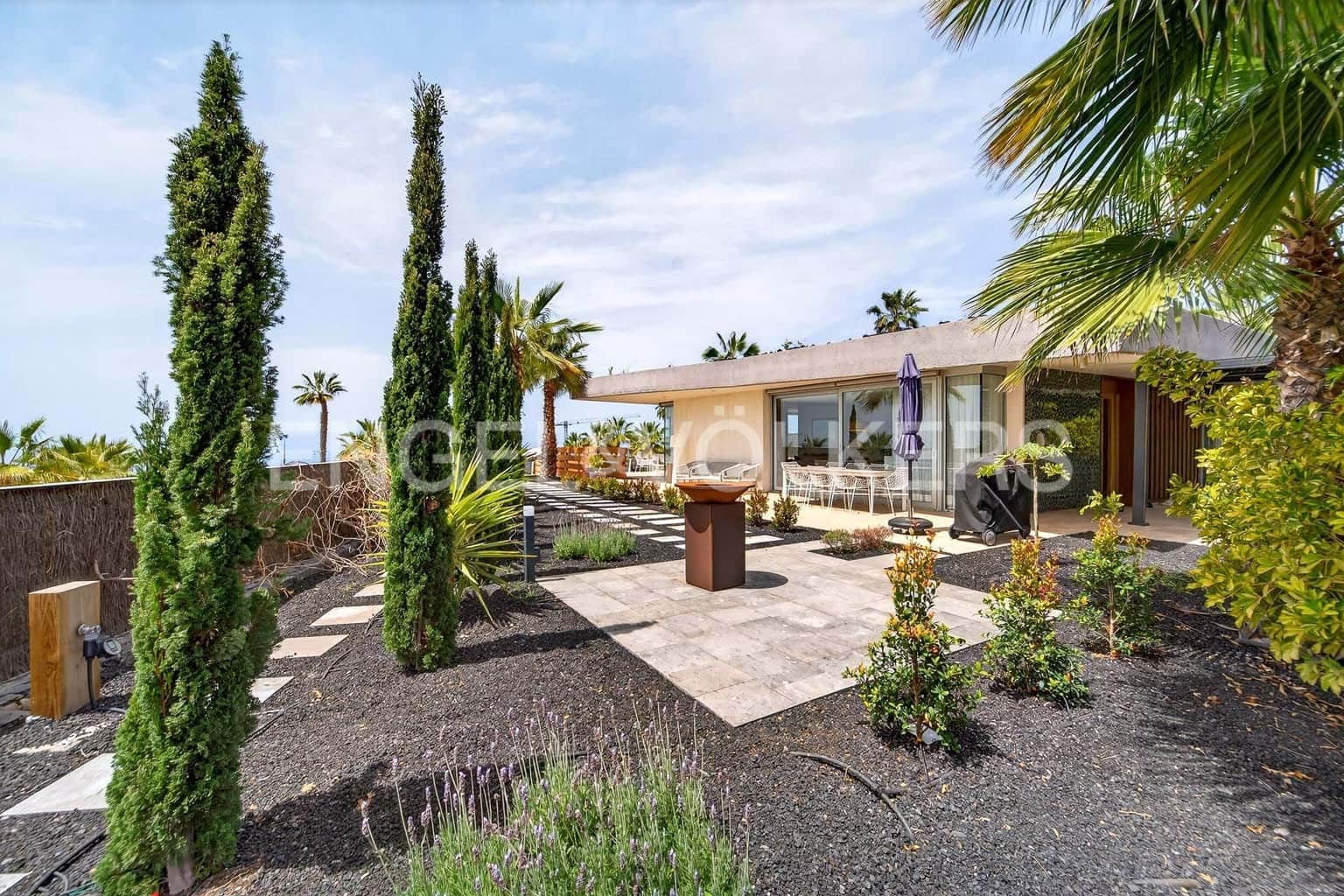 3 soveværelse Villa til salg i Guia de Isora med swimmingpool garage - € 1.850.000 (Ref: 9748400)