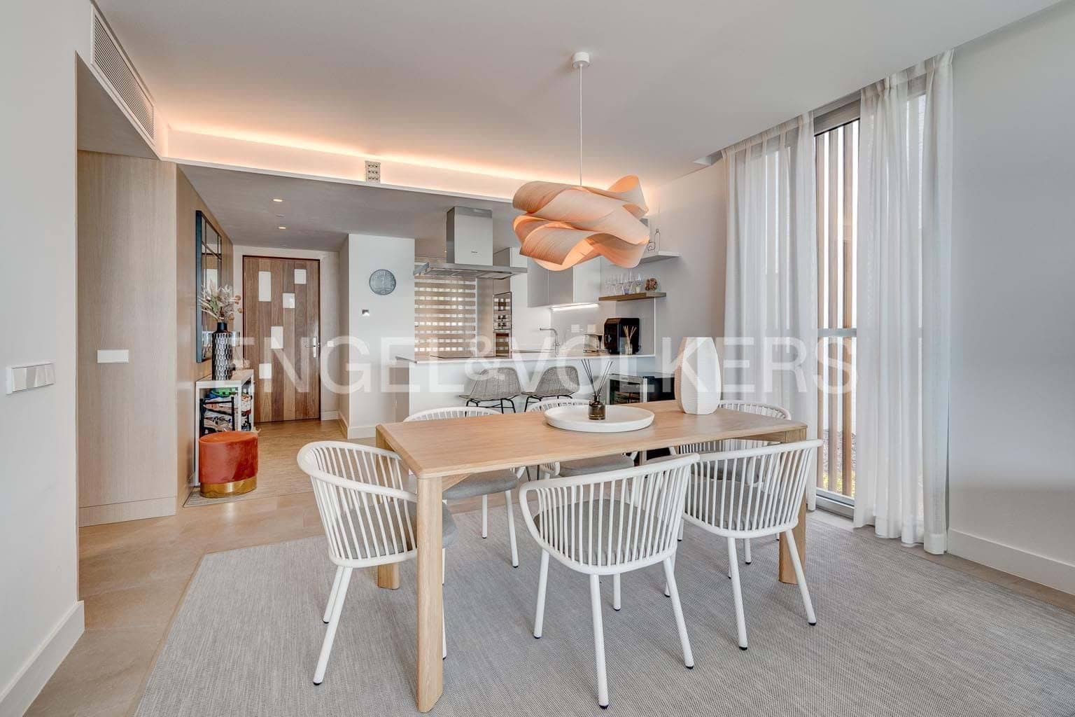 2 Zimmer Apartment zu verkaufen in Playa San Juan mit Pool - 890.000 € (Ref: 9748401)