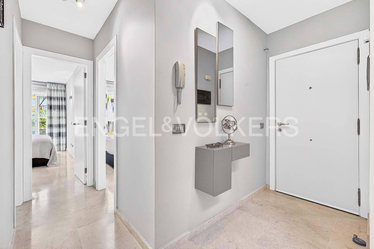 4 slaapkamer Villa te koop in Palm-Mar met zwembad - € 889.000 (Ref: 9760091)