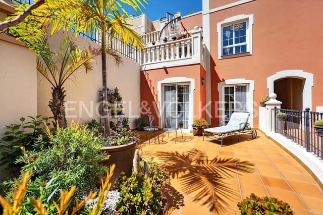 4 slaapkamer Villa te koop in Palm-Mar, Arona met zwembad - € 889.000 (Ref: 9760091)