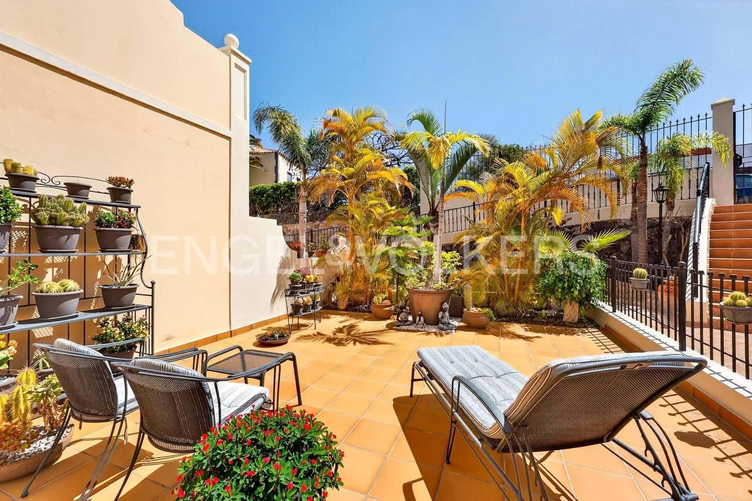 4 slaapkamer Villa te koop in Palm-Mar met zwembad - € 889.000 (Ref: 9760091)