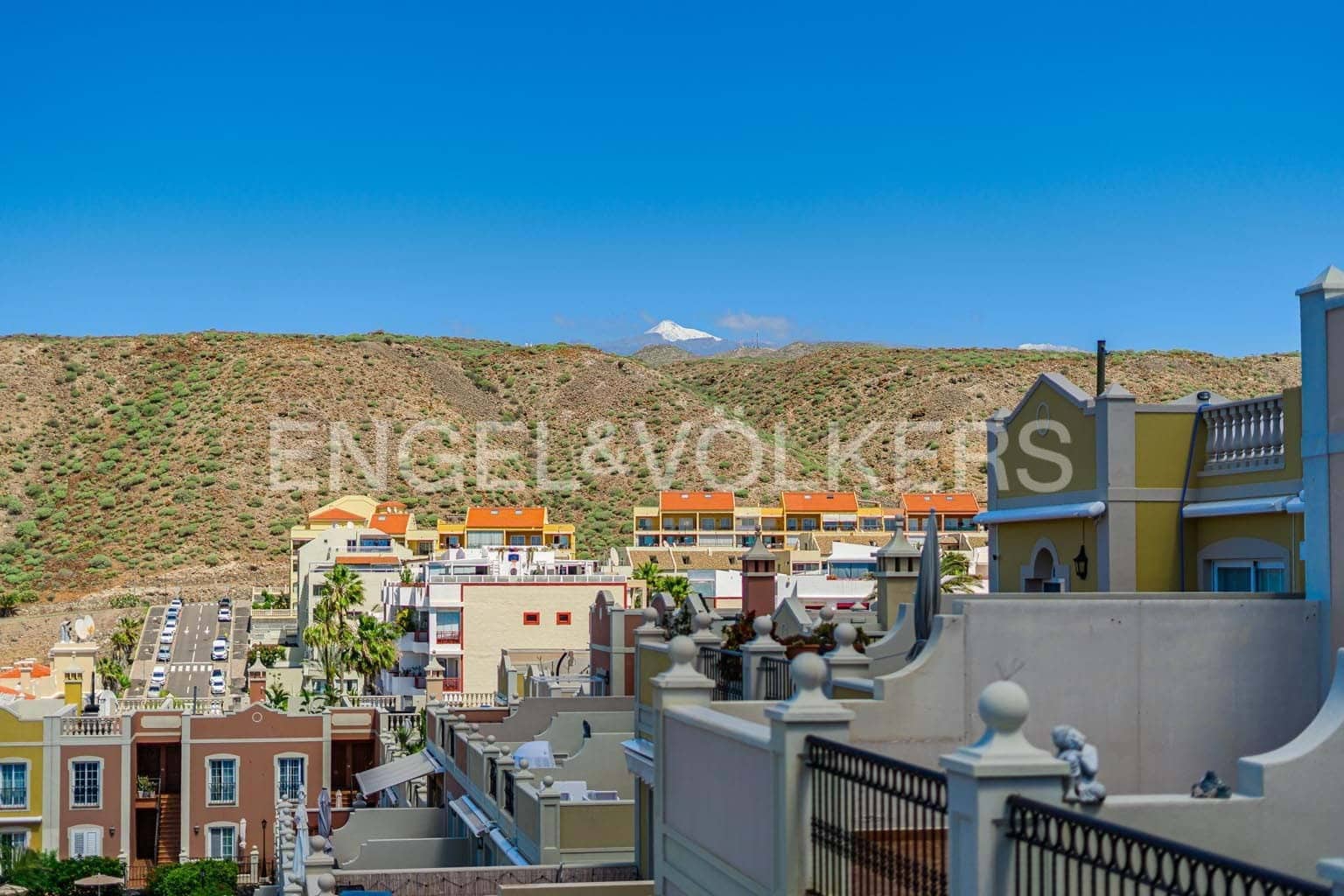 4 slaapkamer Villa te koop in Palm-Mar met zwembad - € 889.000 (Ref: 9760091)