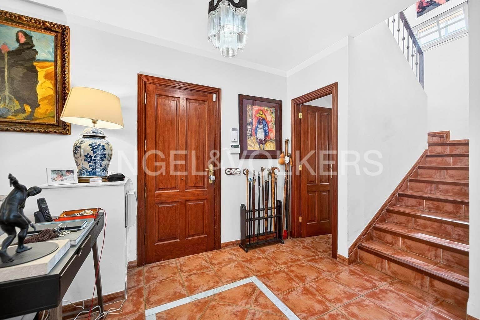 6 bedroom Villa for sale in Chayofa - € 998,000 (Ref: 9769947)