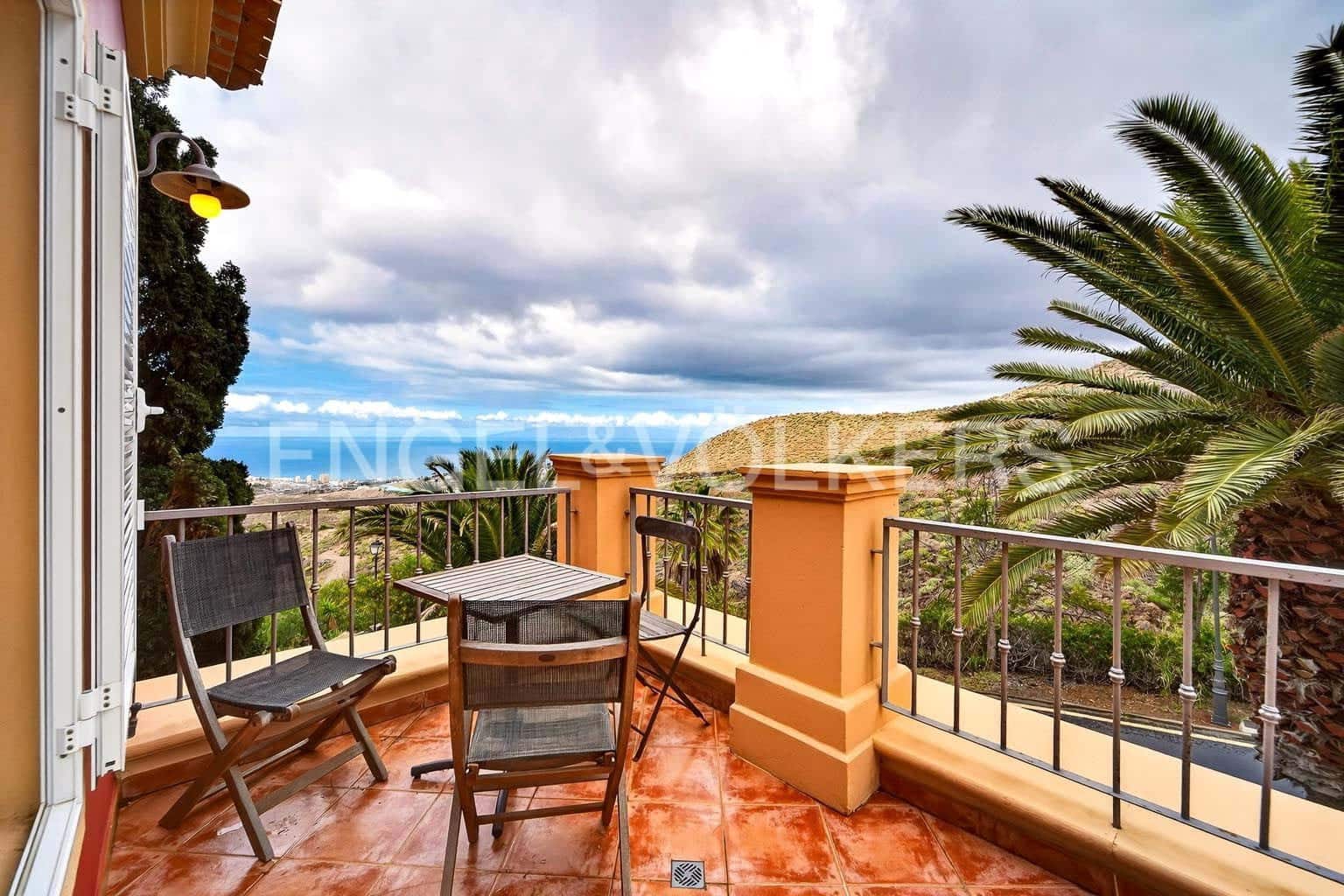 6 bedroom Villa for sale in Chayofa - € 998,000 (Ref: 9769947)