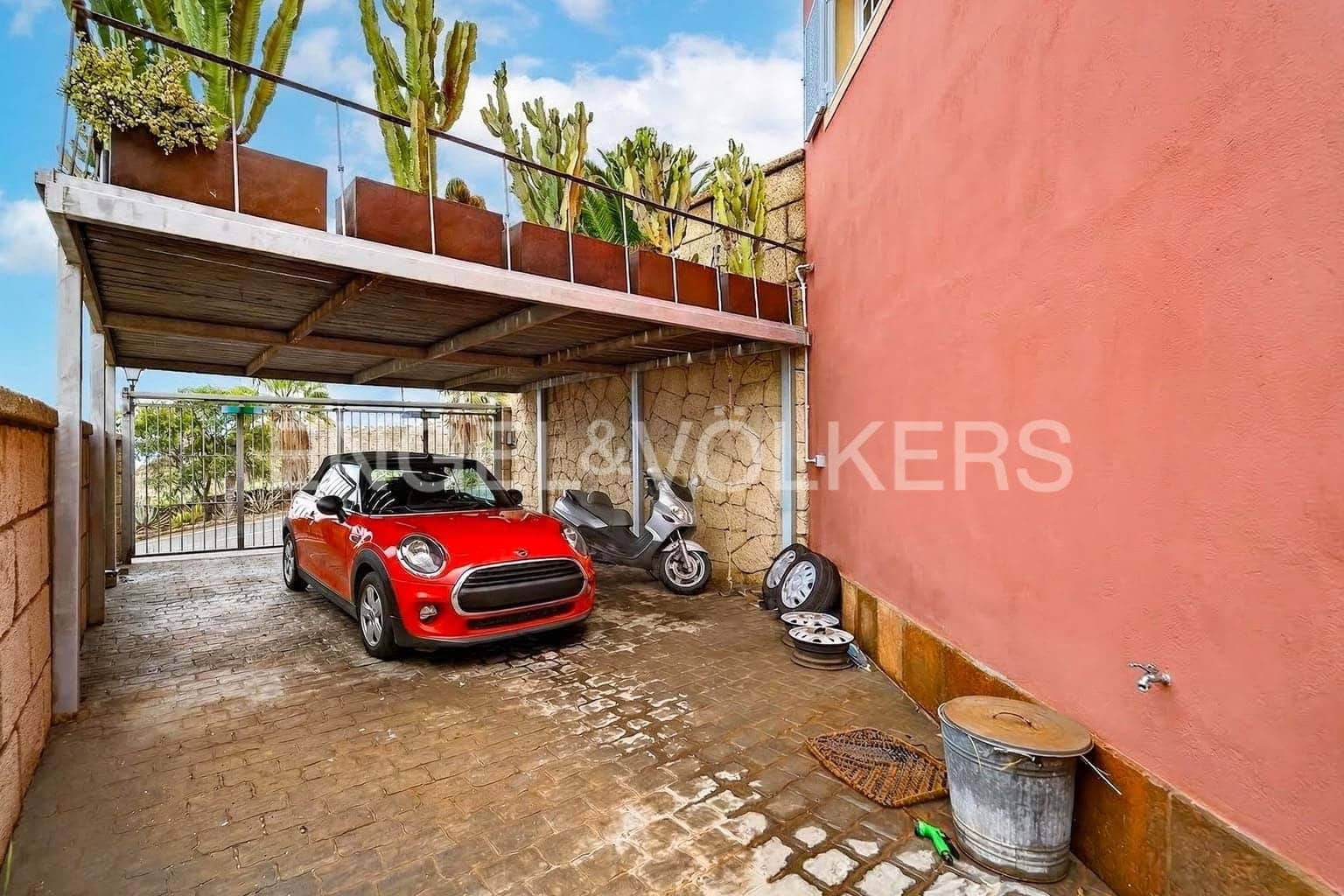 6 bedroom Villa for sale in Chayofa - € 998,000 (Ref: 9769947)